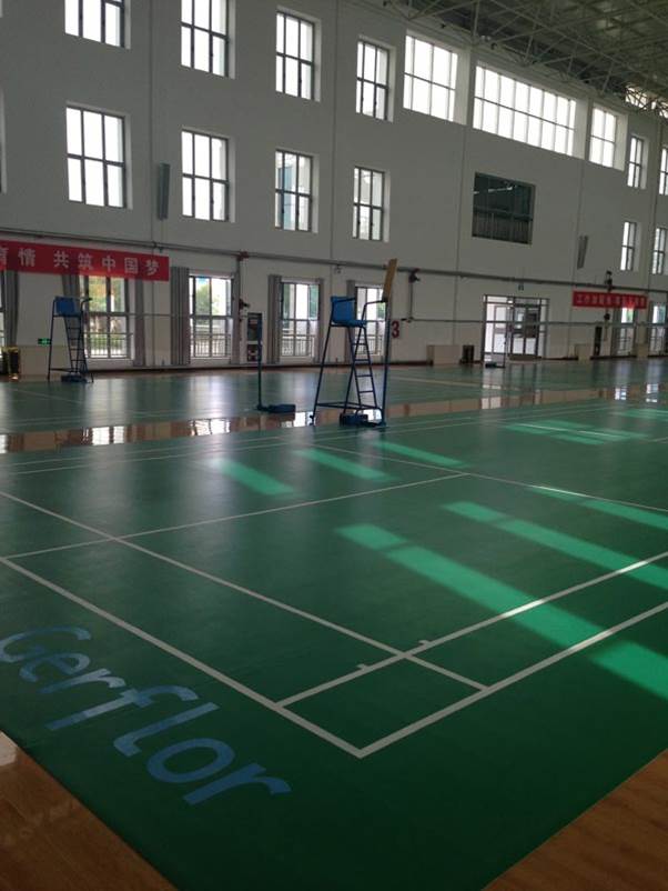 酒泉油田基地羽毛球場